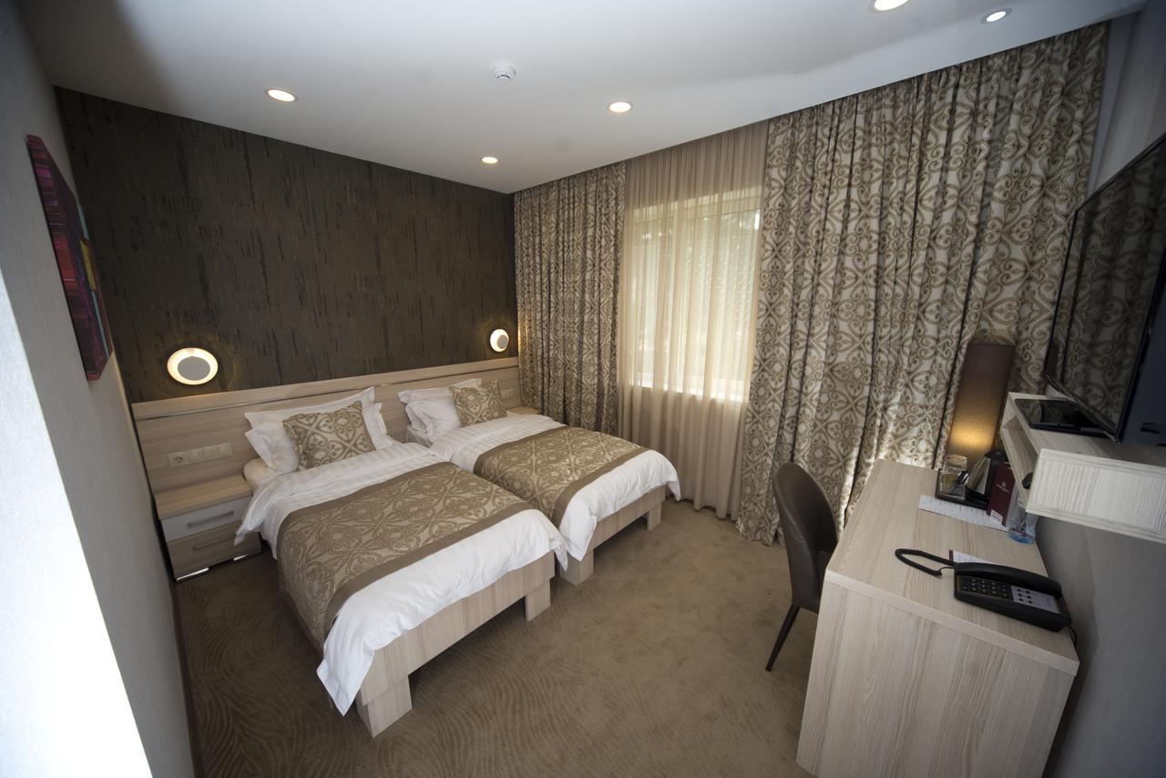 Iberia Didube Hotel Tbiliszi Kültér fotó