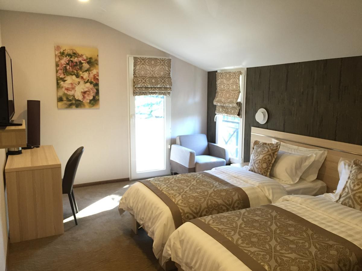 Iberia Didube Hotel Tbiliszi Kültér fotó